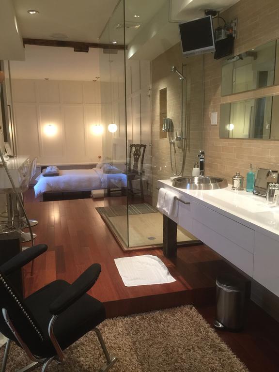 Sir Montcalm Gite B&B Монреал Екстериор снимка