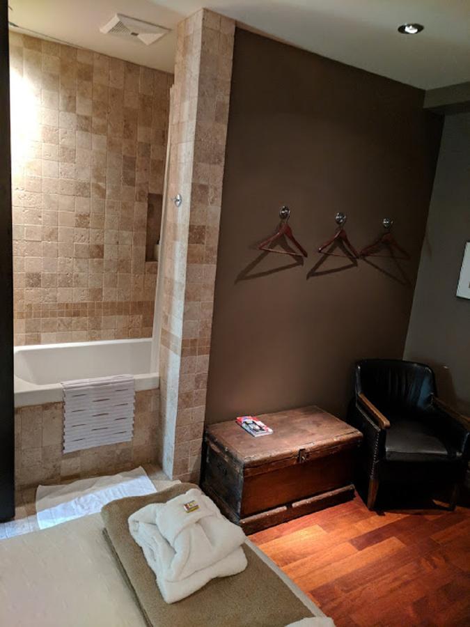 Sir Montcalm Gite B&B Монреал Екстериор снимка